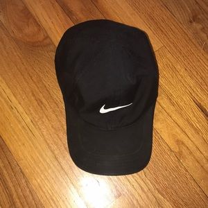 nike black hat